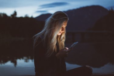キャリア相談は公的な電話相談窓口が使える！